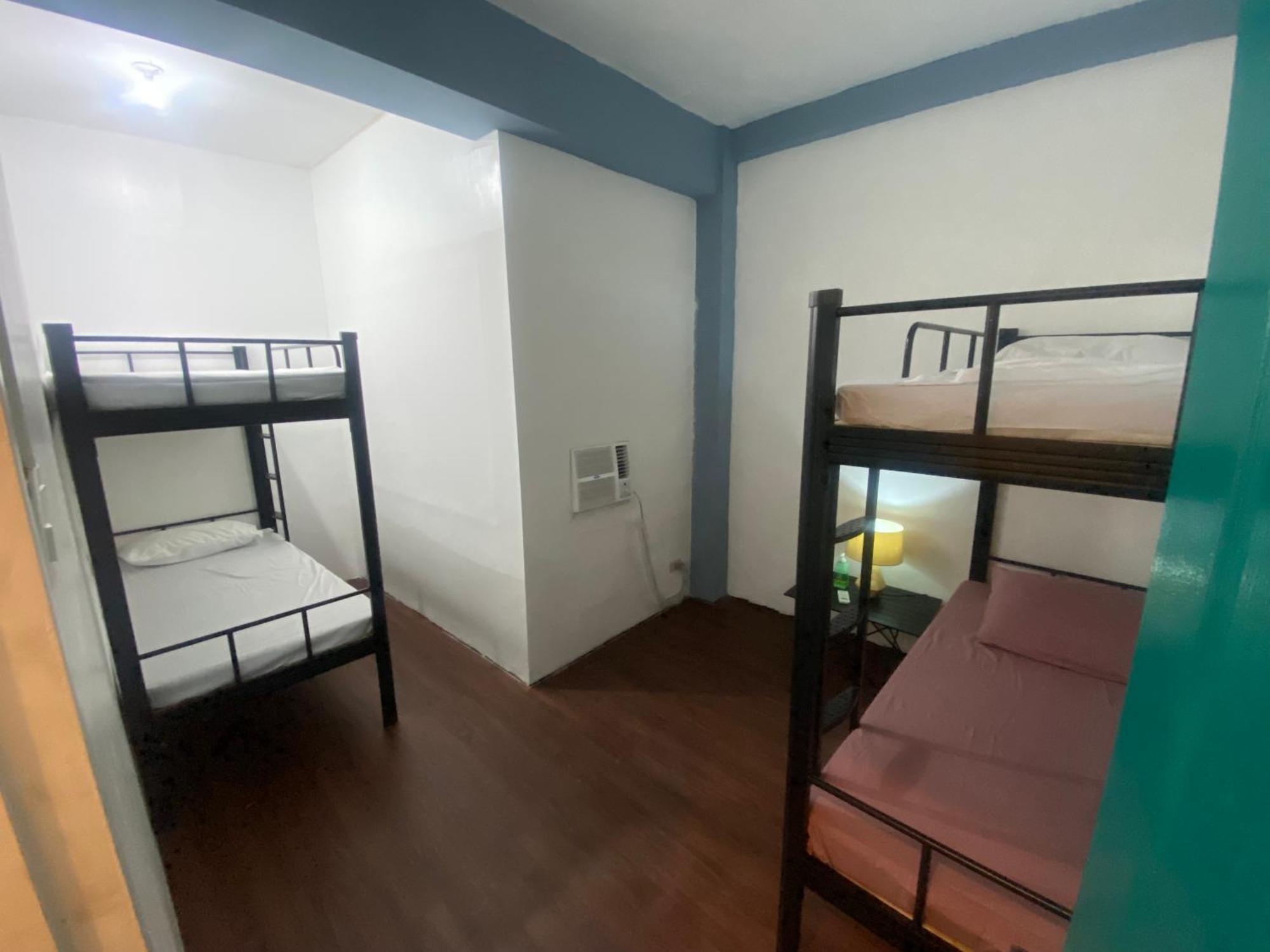 Lime Lite Manila Hostel Makati City Buitenkant foto